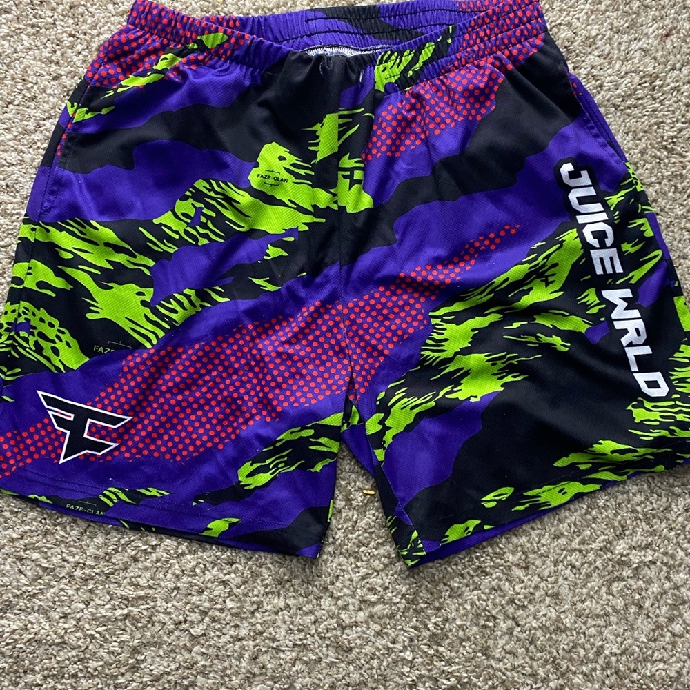 Juice World Faze Clan shorts